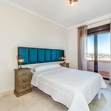 Idyllic Town House - Valle Romano Golf, Сasa de vacaciones